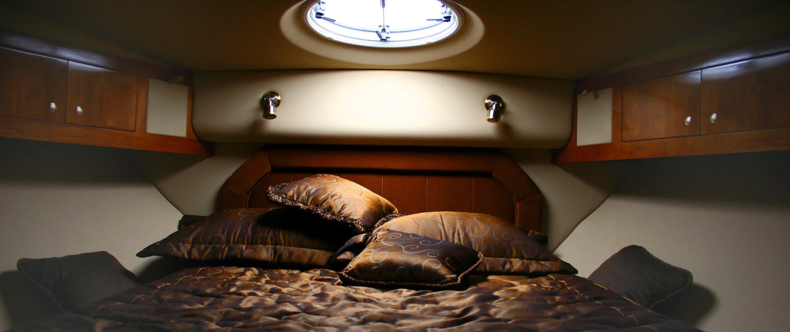 LuxuryWave Massanfertigung